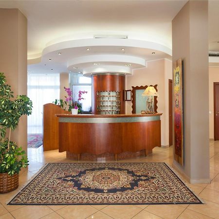 Residence Hotel Piccadilly Rimini Zewnętrze zdjęcie