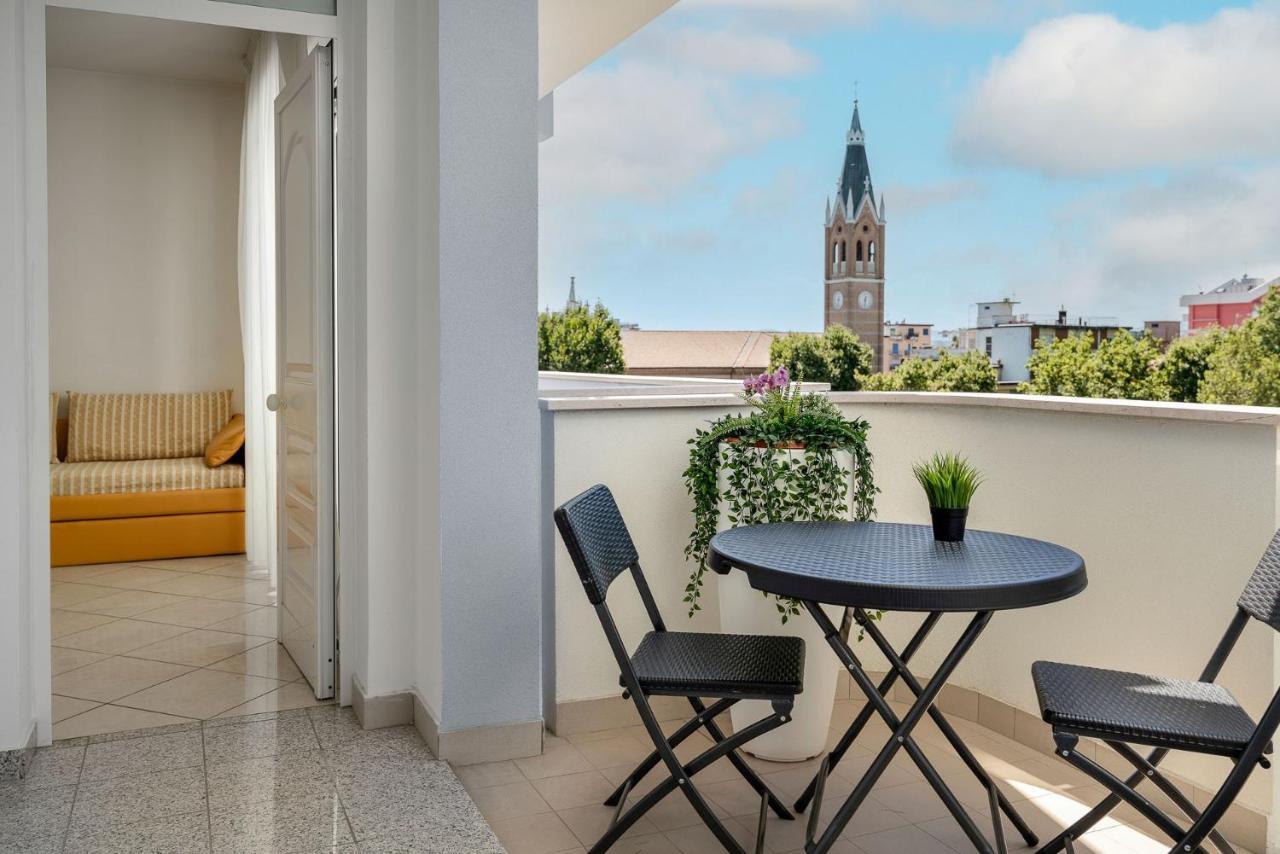 Residence Hotel Piccadilly Rimini Zewnętrze zdjęcie