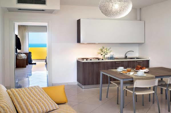 Residence Hotel Piccadilly Rimini Zewnętrze zdjęcie